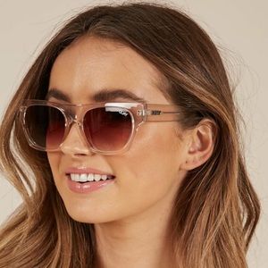 Quay Australia Accessories - NWT Quay Australia “Something Extra” Sunglasses Quay Australia Accessories - NWT Quay Australia “Something Extra” Sunglasses